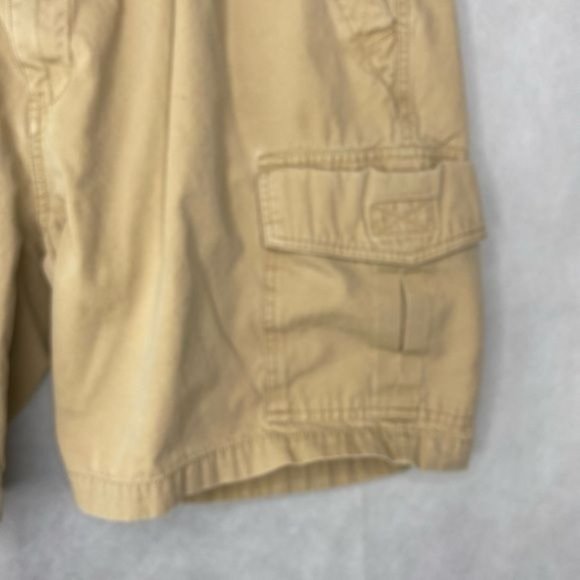 Tommy Bahama Men’s cargo short shorts tan zipper closure tie waist size Large L - Picture 2 of 13